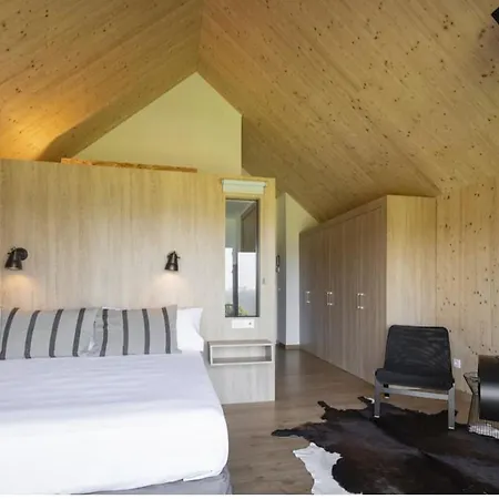 Aparthotel De Canide Oleiros