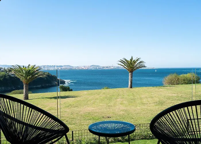 Aparthotel De Canide